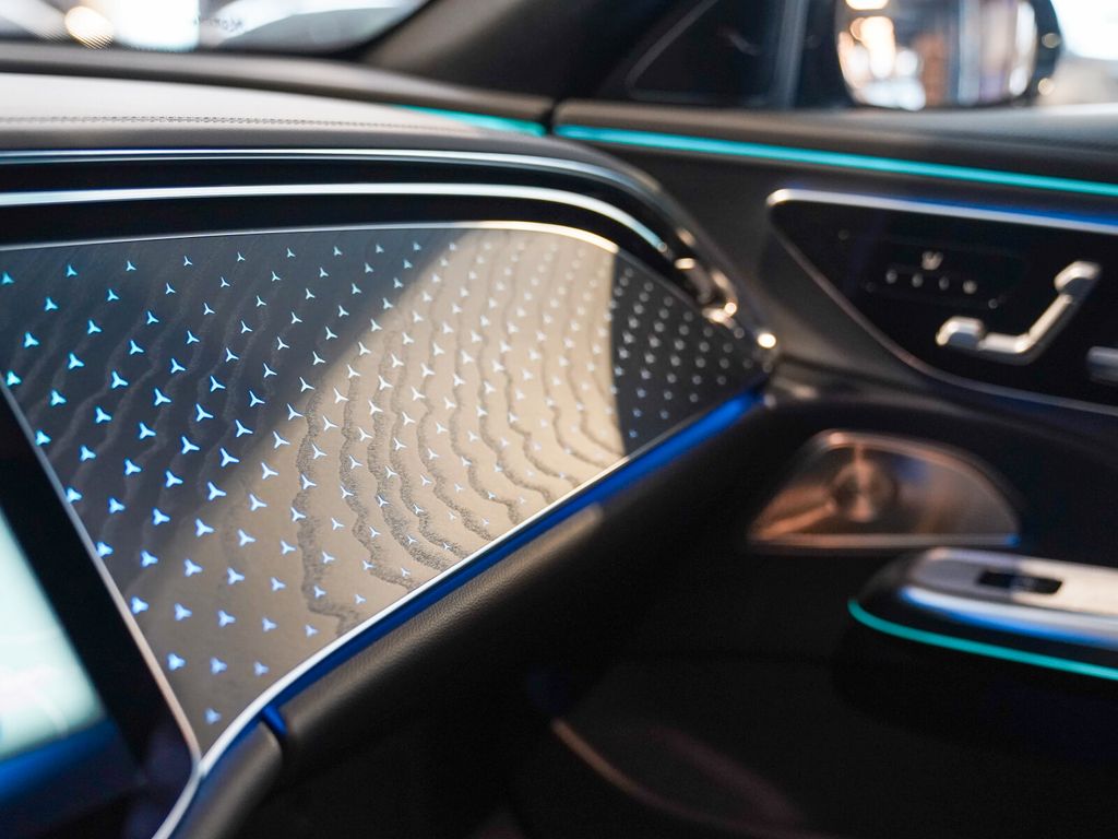 Mercedes-Benz E 220 2024