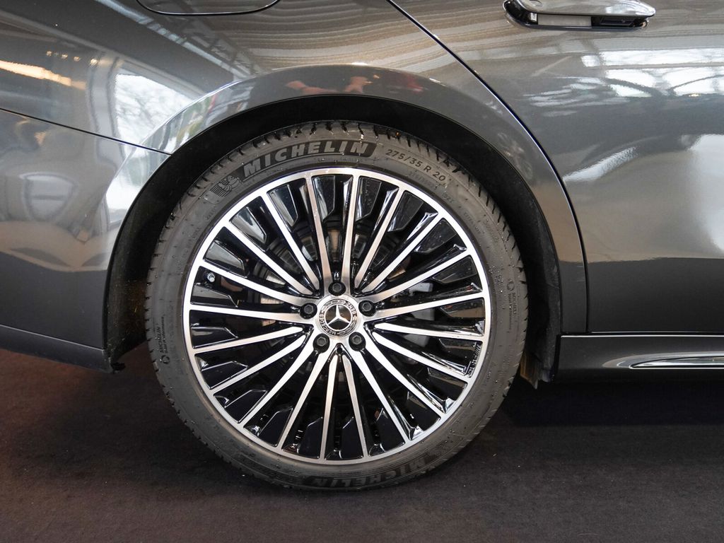 Mercedes-Benz E 220 2024