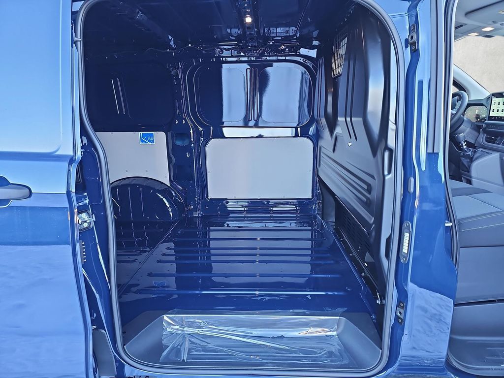 Volkswagen T7 Transporter 2025