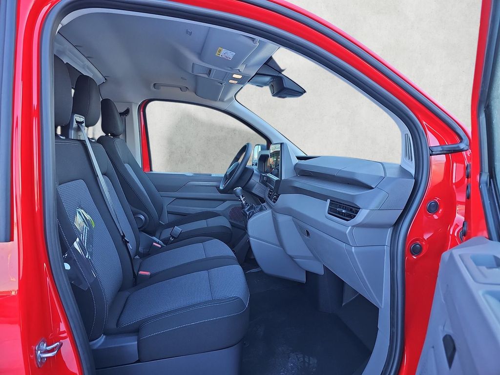 Volkswagen T7 Transporter 2025