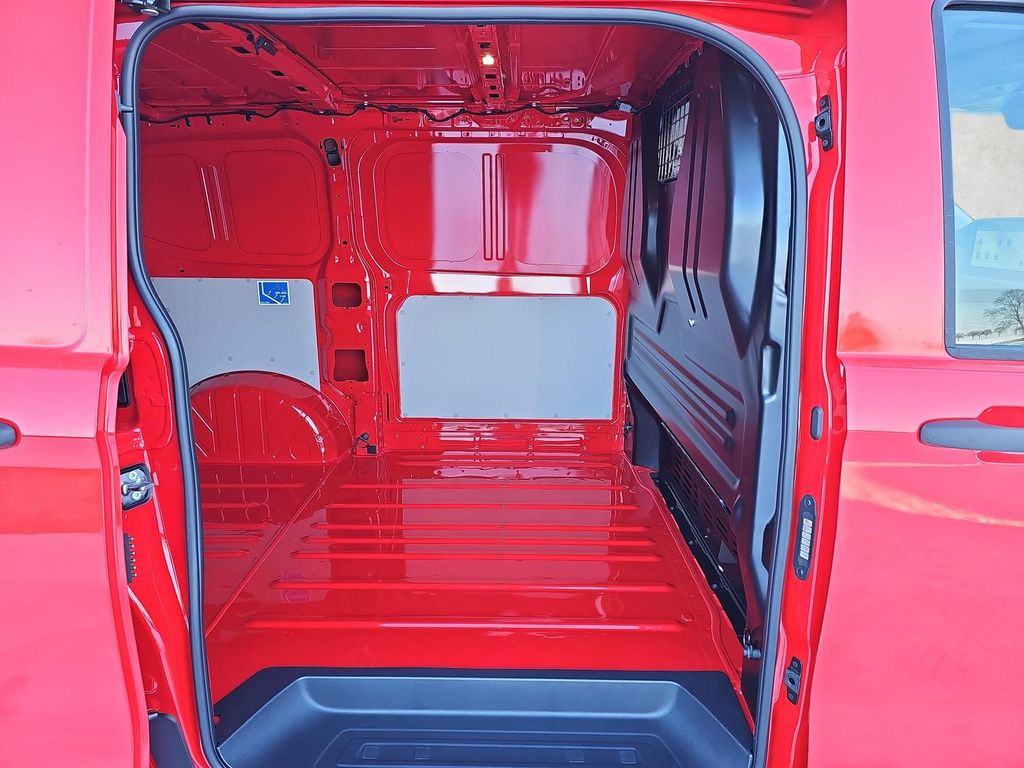 Volkswagen T7 Transporter 2025