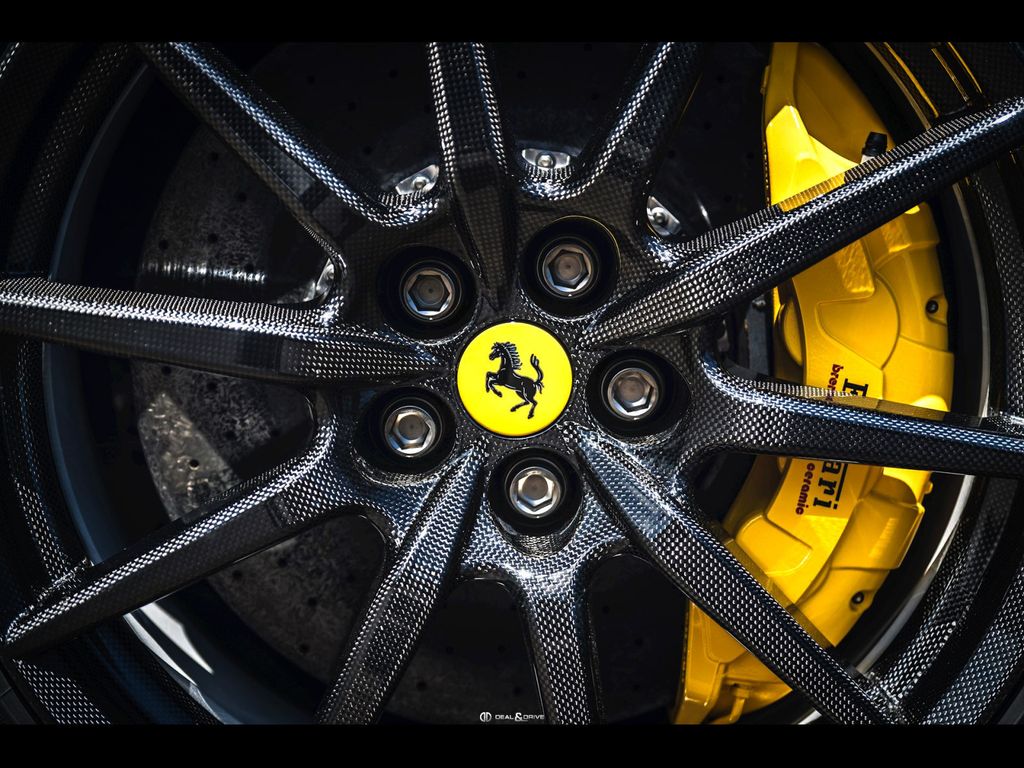 Ferrari SF90 2024