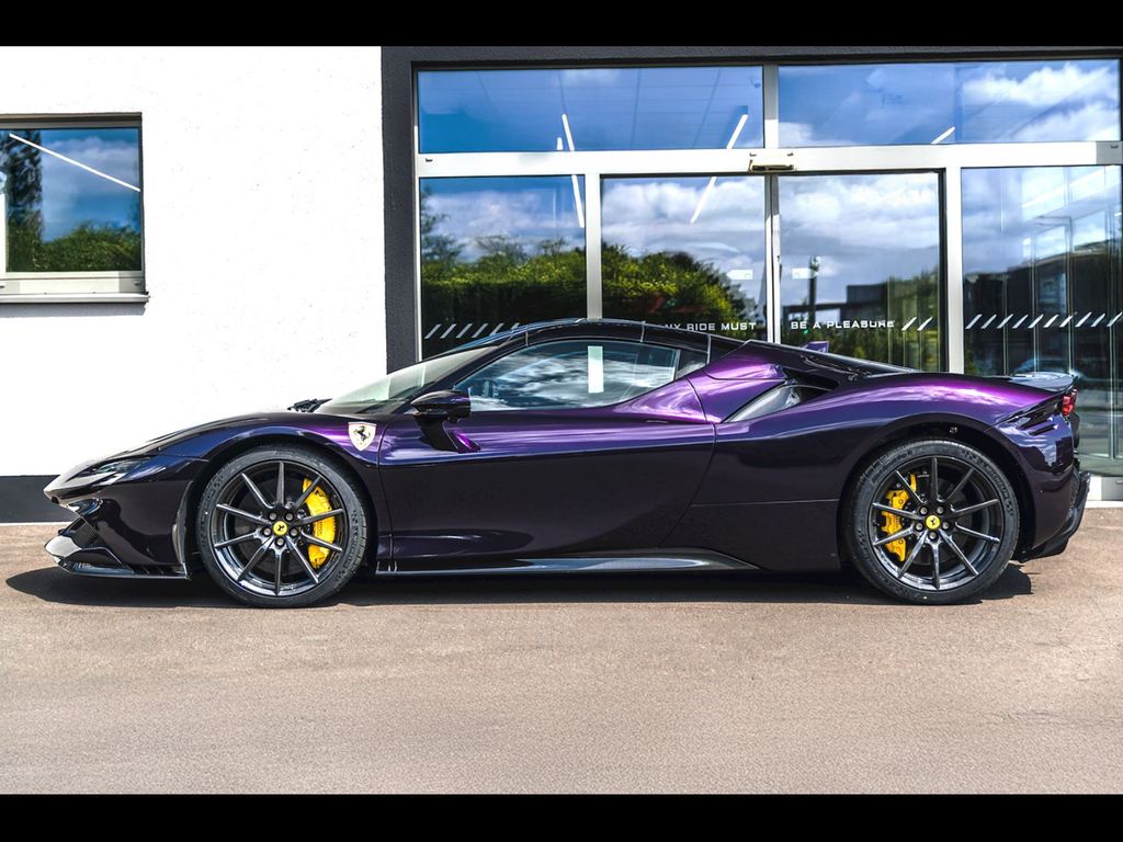 Ferrari SF90 2024