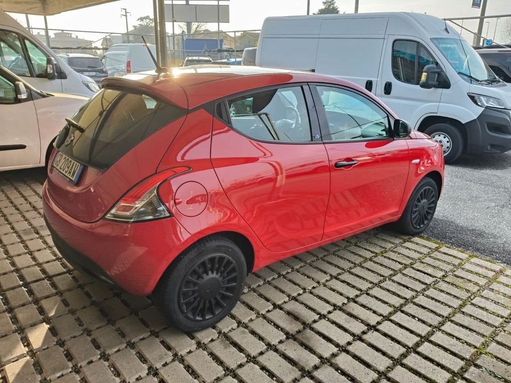 Lancia Ypsilon 2020