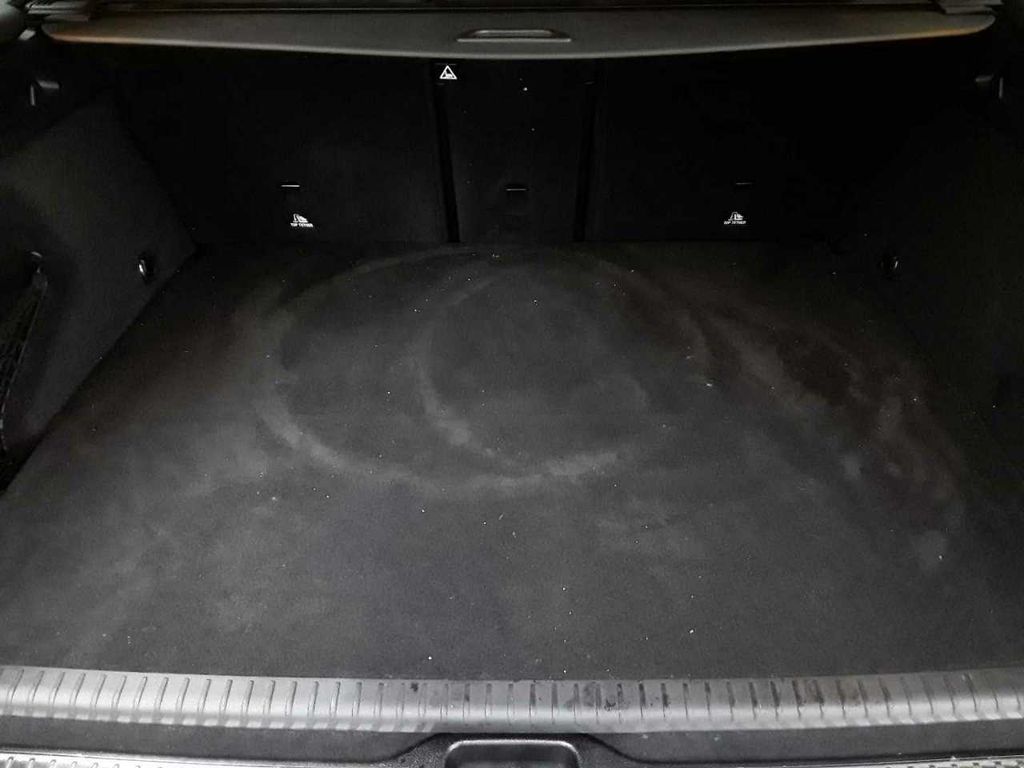 Mercedes-Benz GLC 300 2021