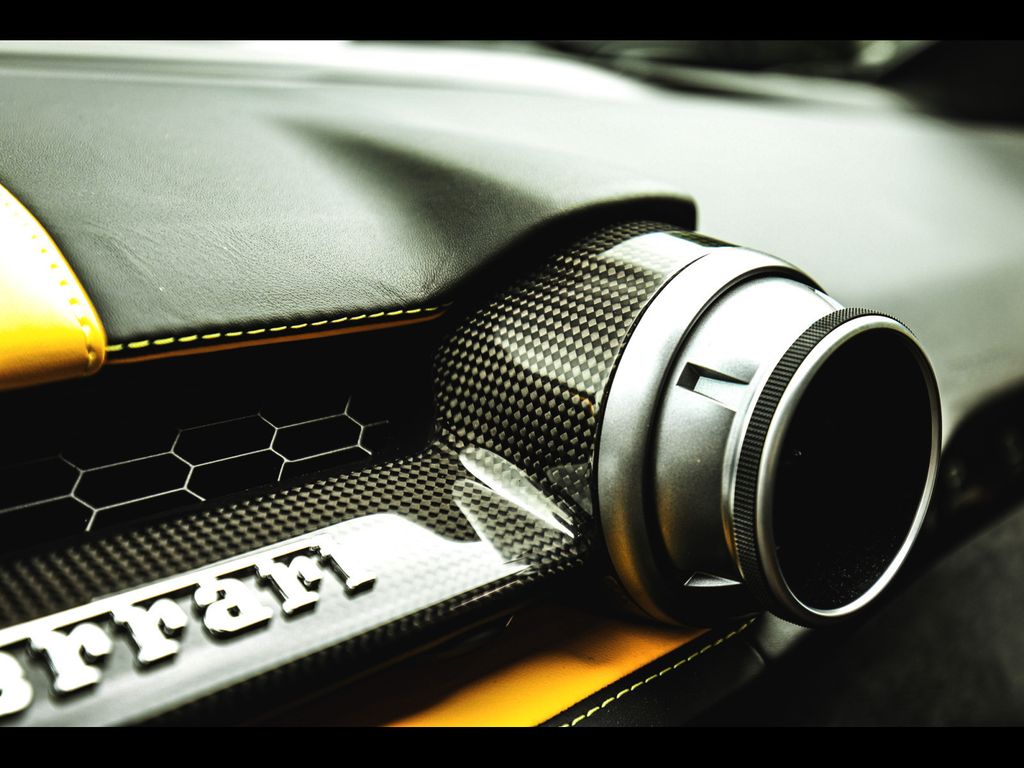 Ferrari 812 2023