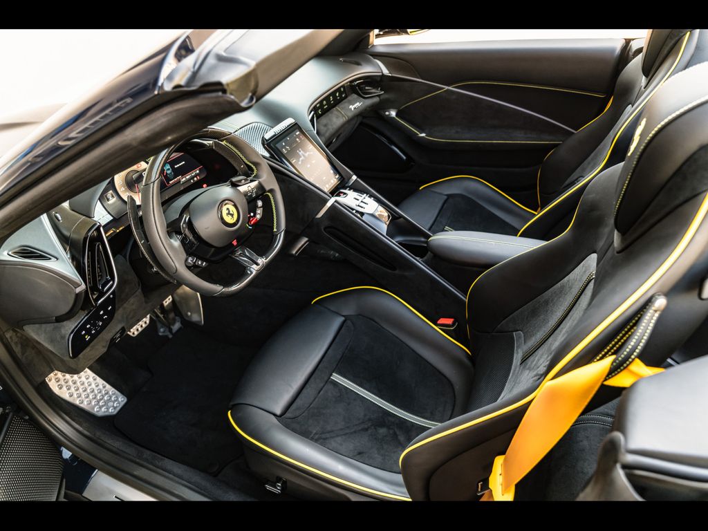 Ferrari Roma 2025