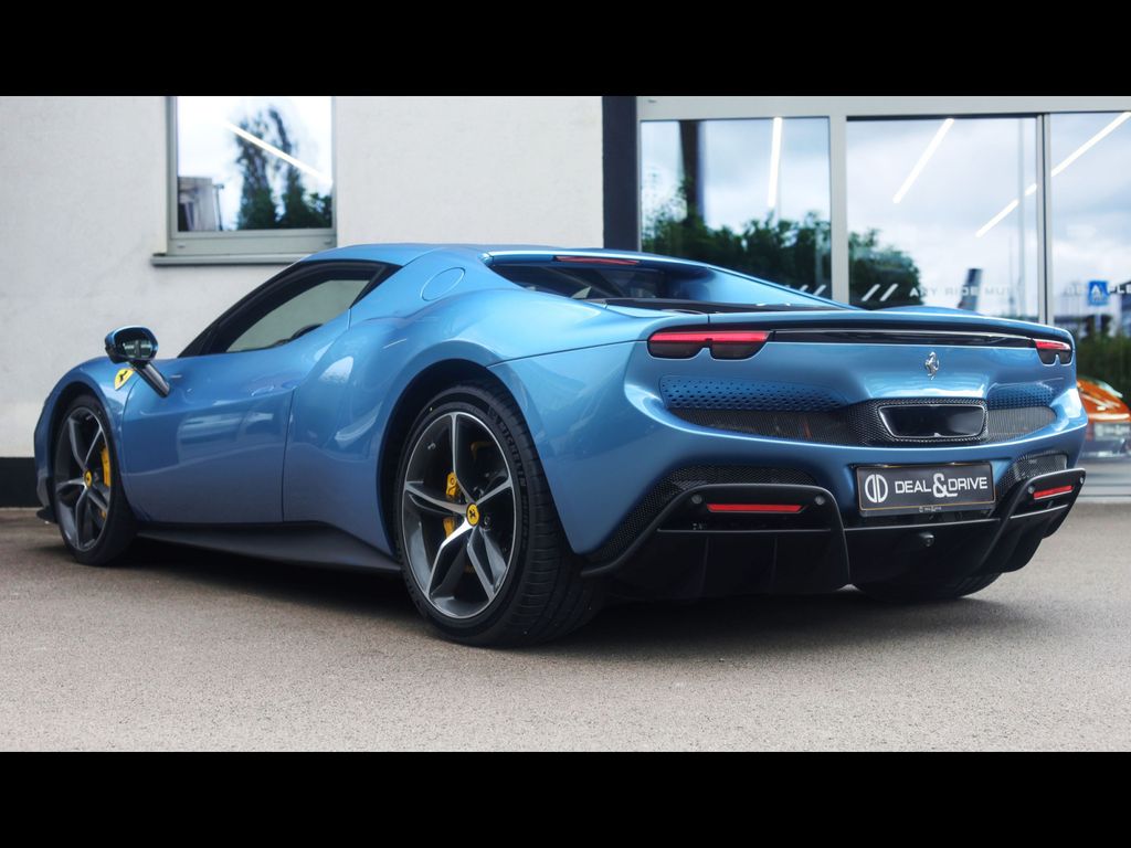 Ferrari 296 GTB 2024