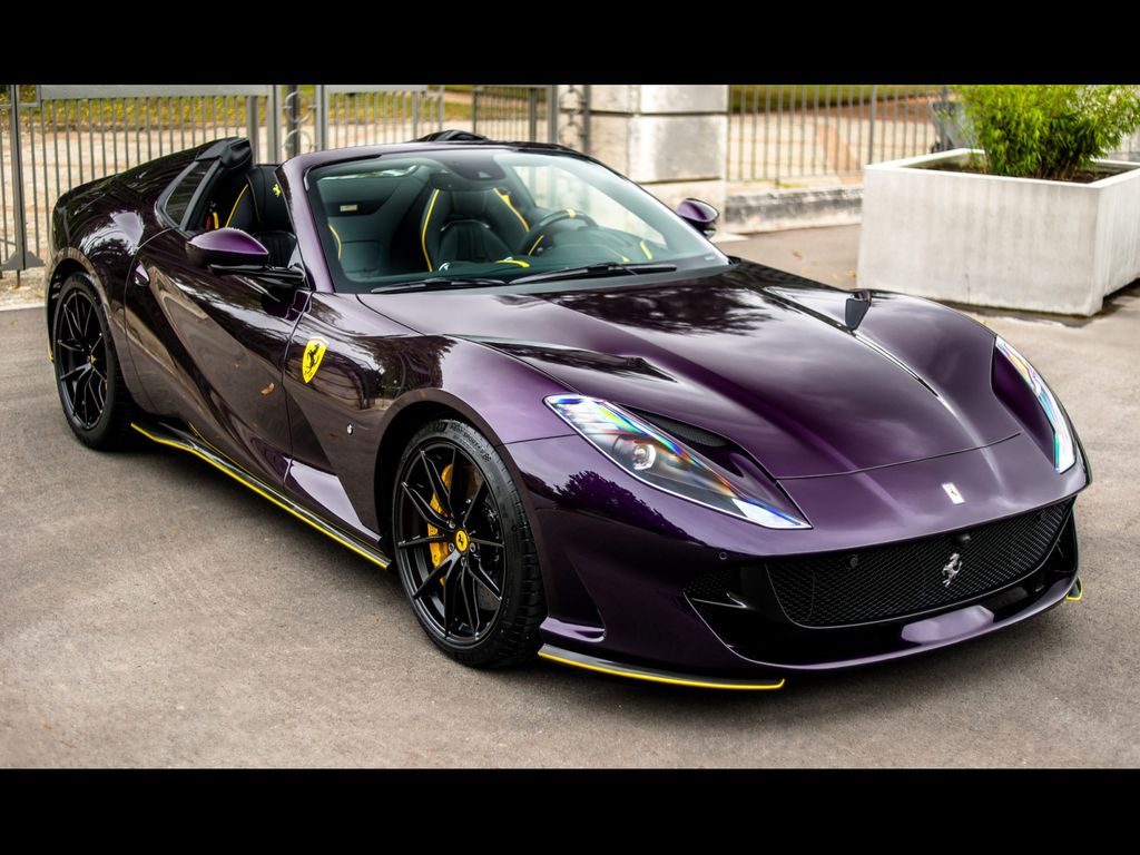 Ferrari 812 2023
