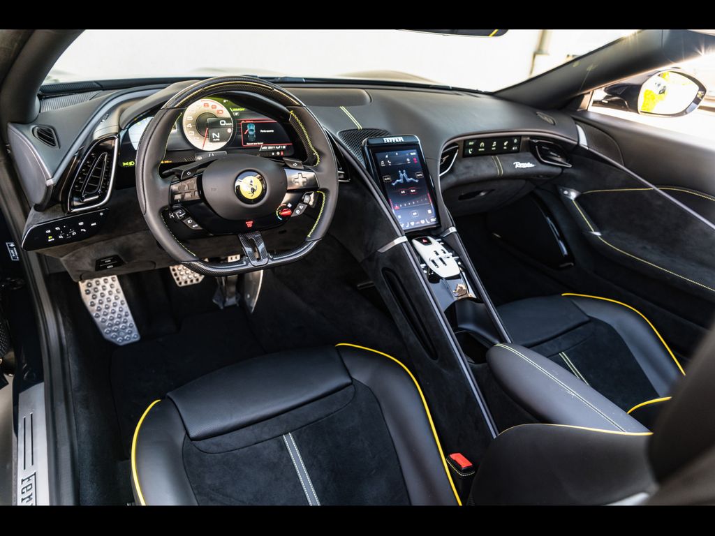 Ferrari Roma 2025