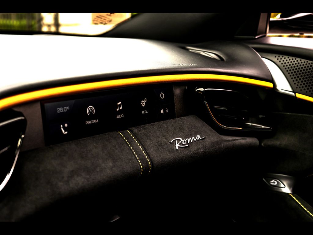 Ferrari Roma 2023