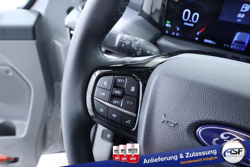 Ford Tourneo Custom 2025