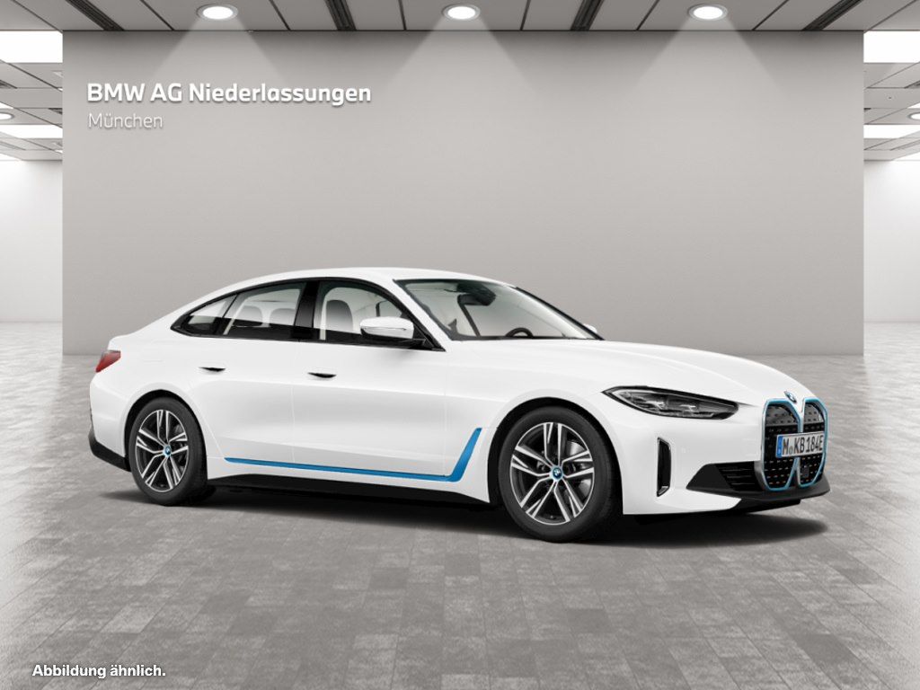 BMW i4 2023