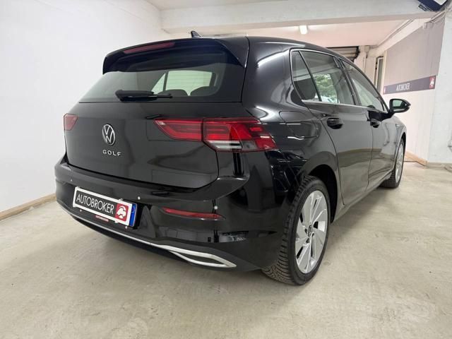 Volkswagen Golf 2021