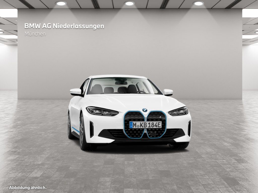 BMW i4 2023