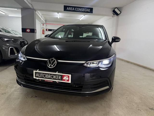 Volkswagen Golf 2021