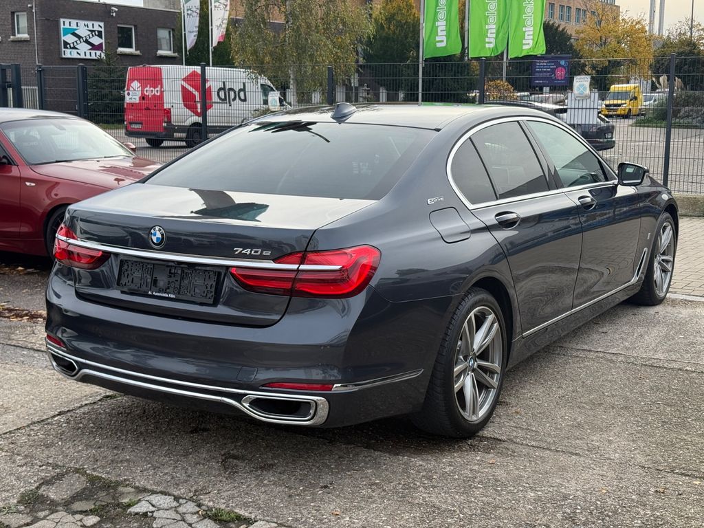 BMW 740 2017