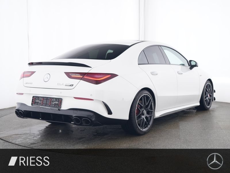 Mercedes-Benz CLA 45 AMG 2024