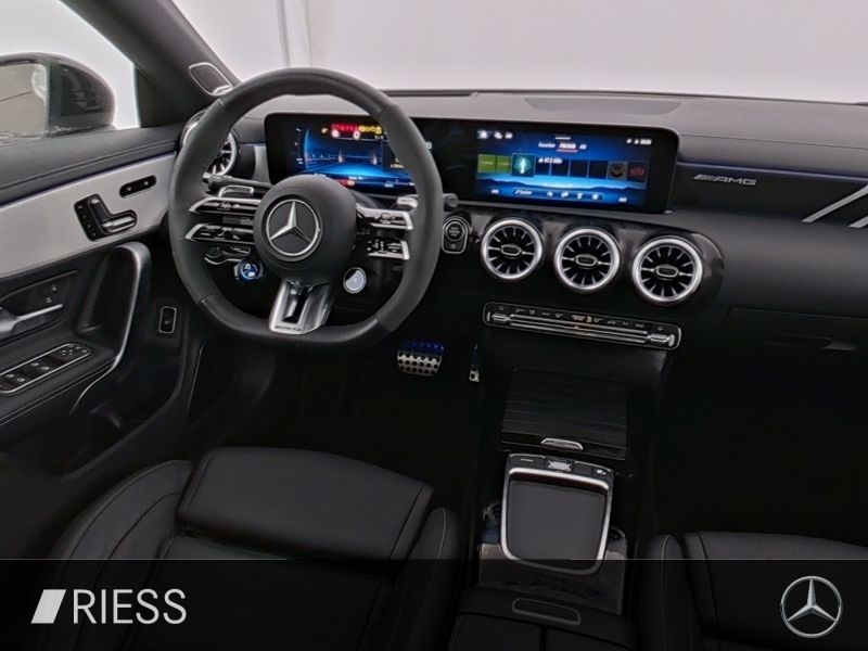 Mercedes-Benz CLA 45 AMG 2024