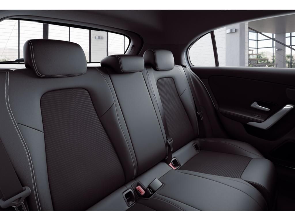 Mercedes-Benz A 250 2021