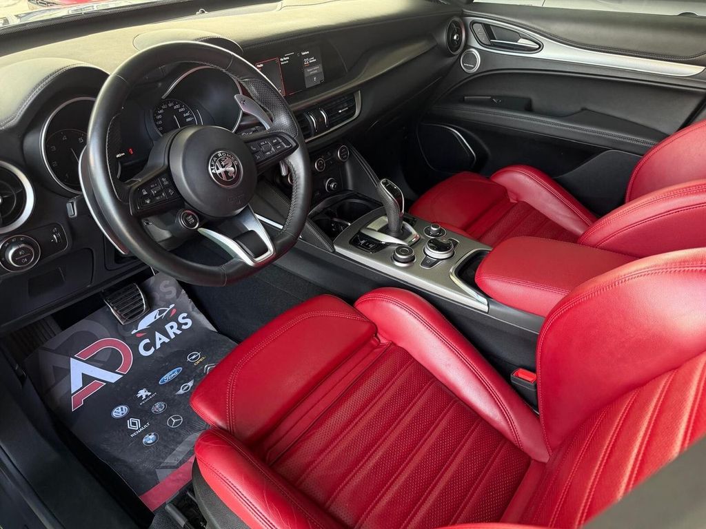 Alfa Romeo Stelvio 2022