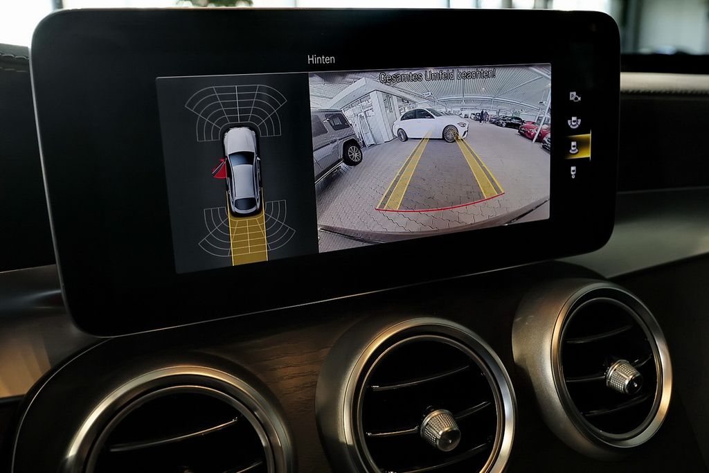 Mercedes-Benz GLC 300 2021