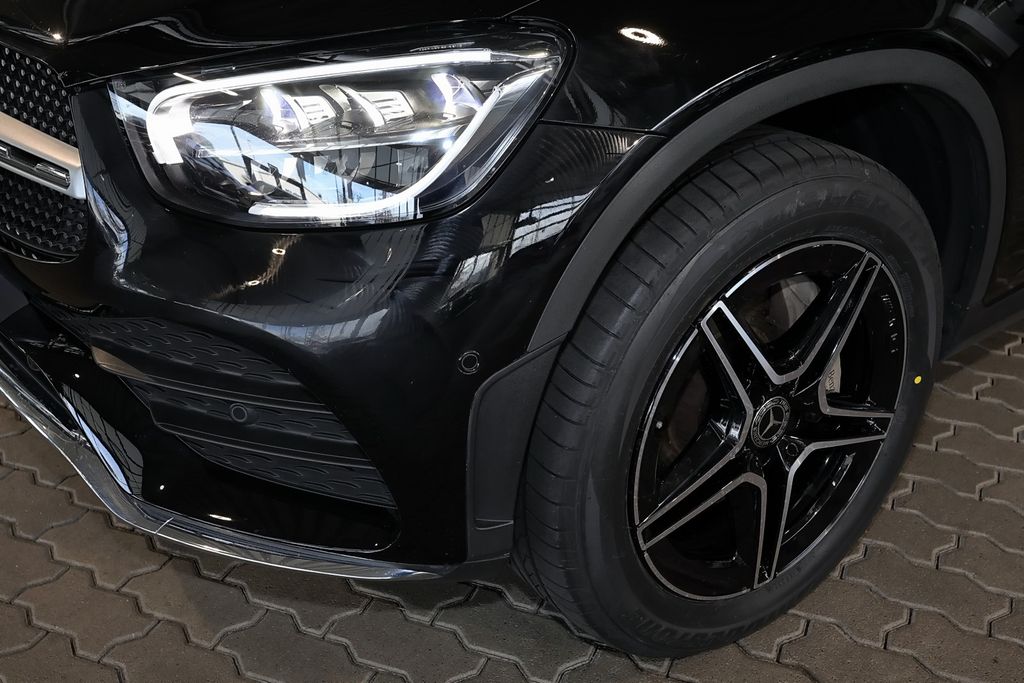 Mercedes-Benz GLC 300 2021