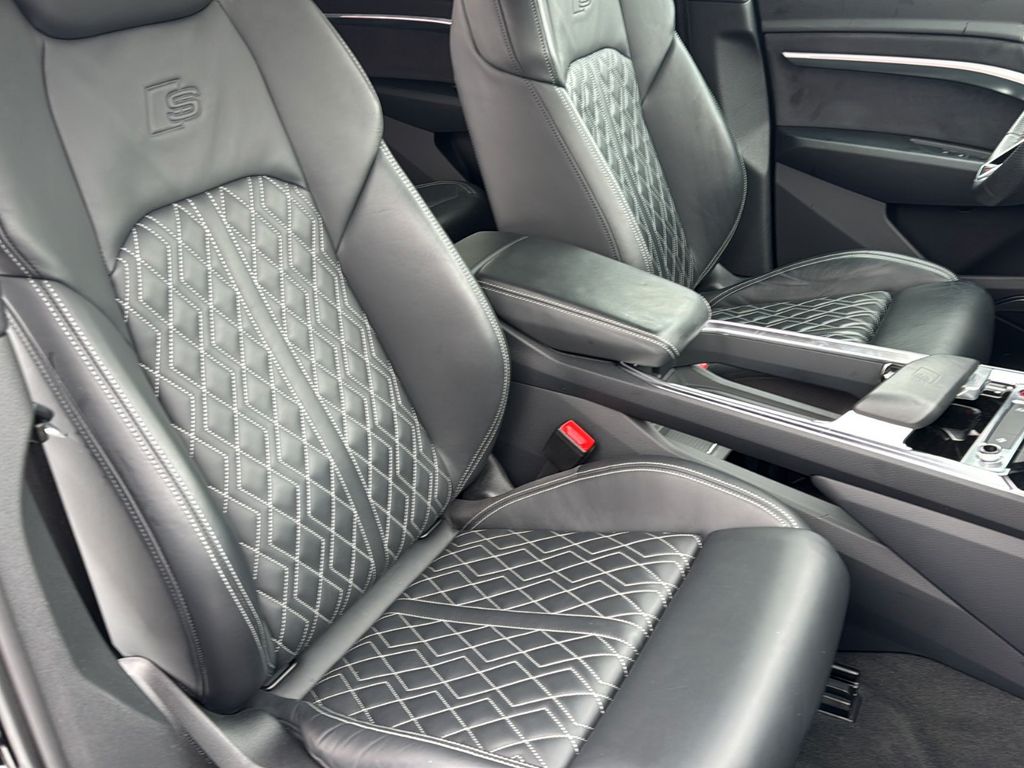 Audi e-tron 2022