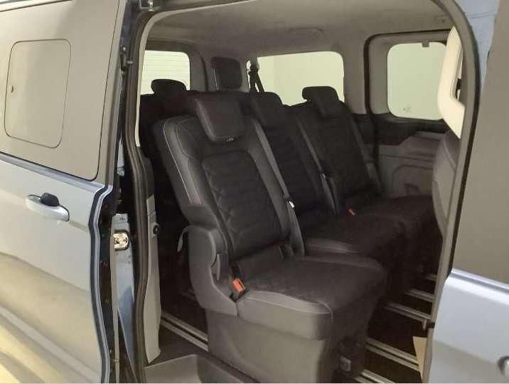 Ford Tourneo Custom 2025