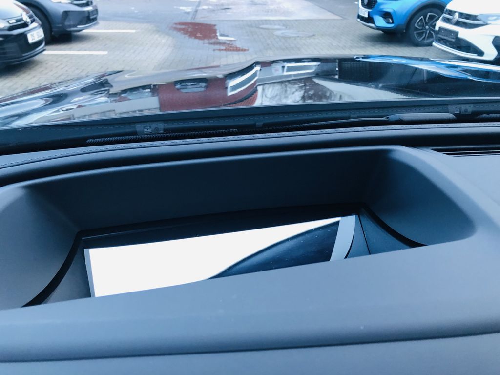 Mercedes-Benz GLC 300 2025