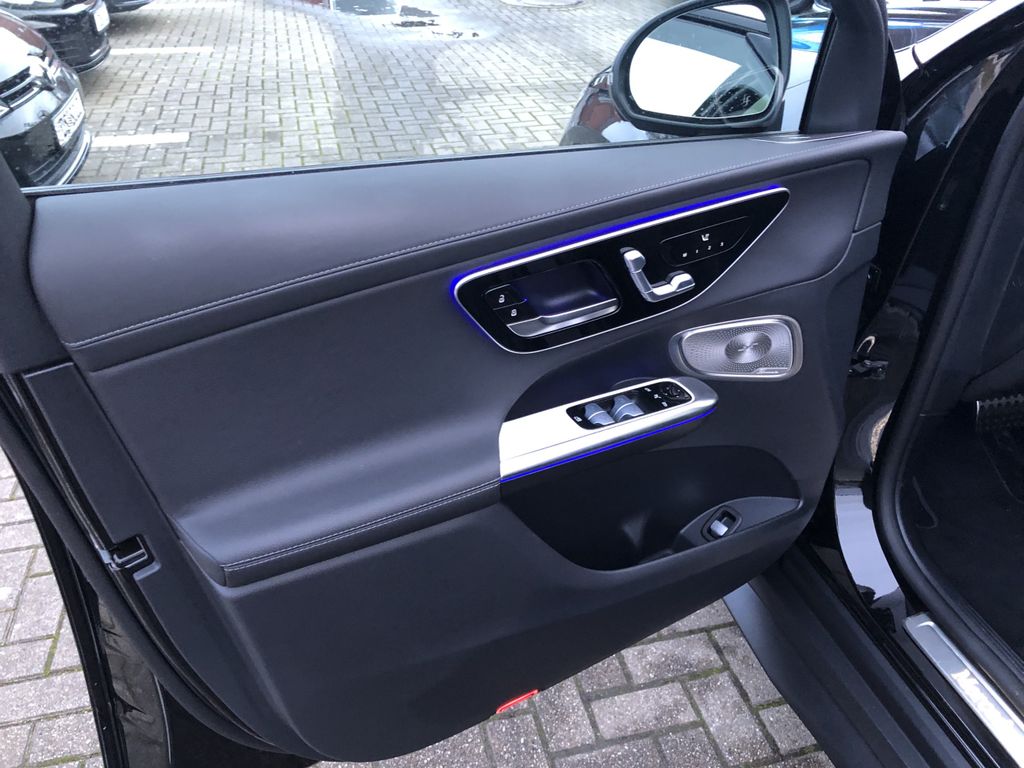 Mercedes-Benz GLC 300 2025