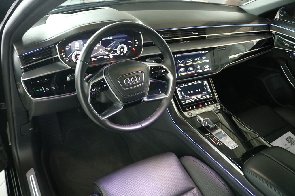 Audi A8 2022