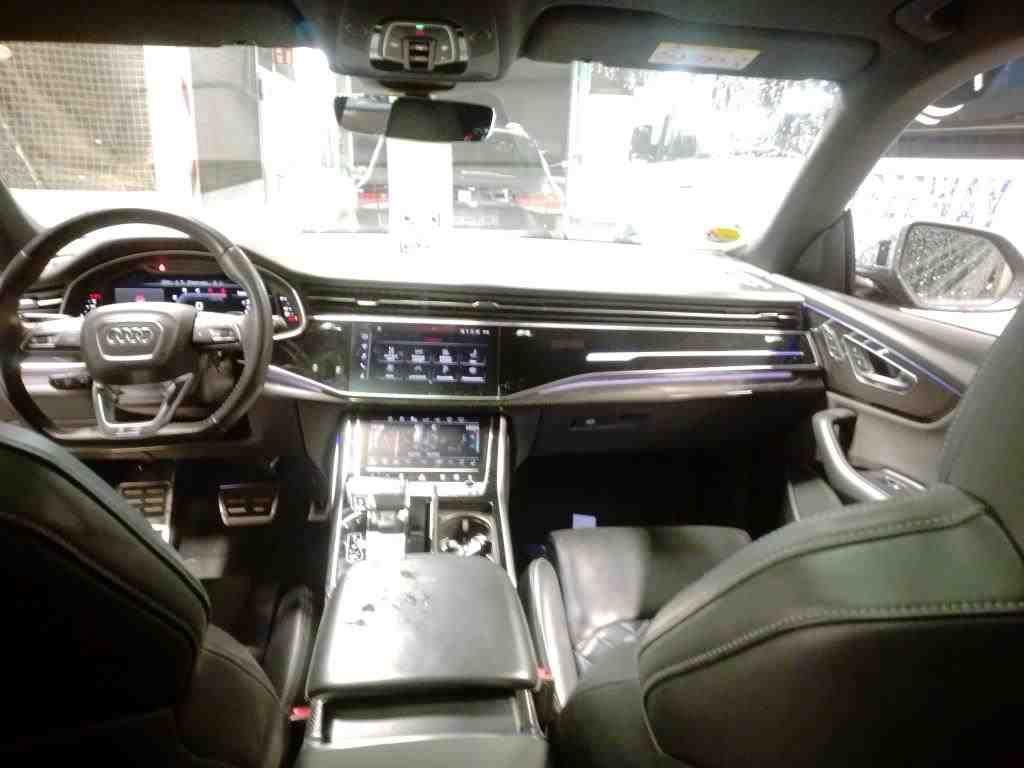 Audi SQ8 2020