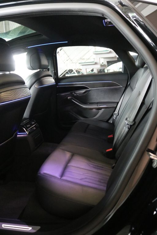 Audi A8 2022