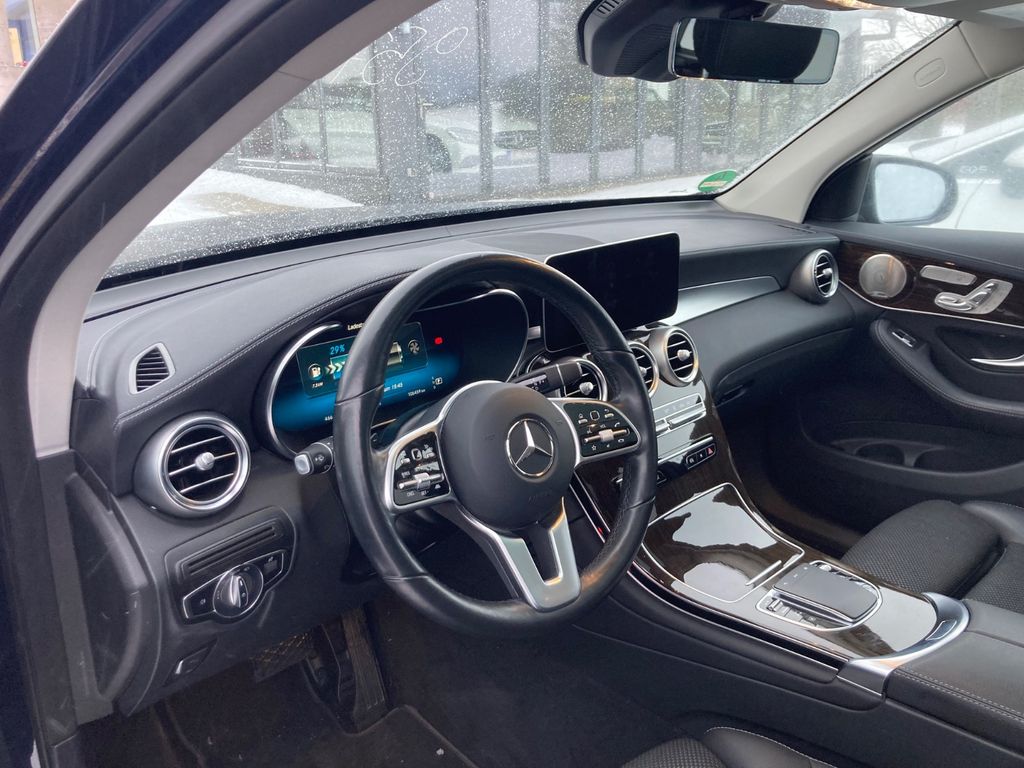 Mercedes-Benz GLC 300 2021