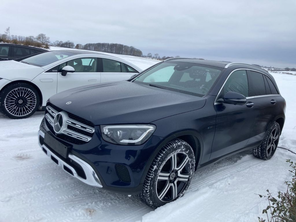 Mercedes-Benz GLC 300 2021