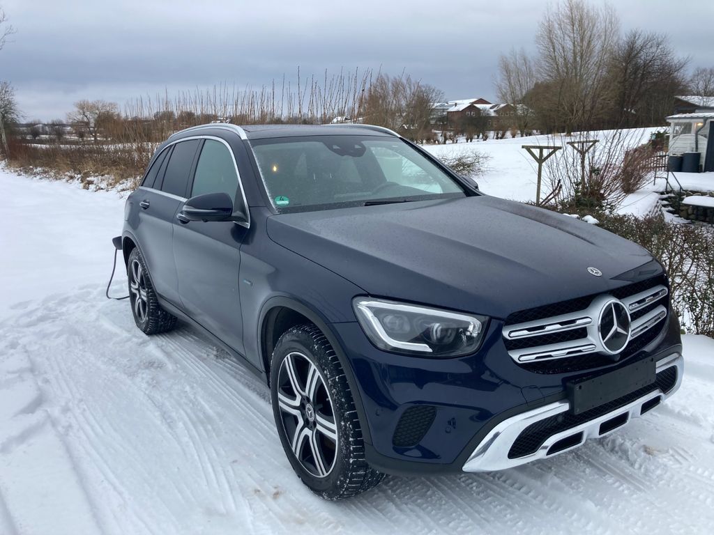Mercedes-Benz GLC 300 2021