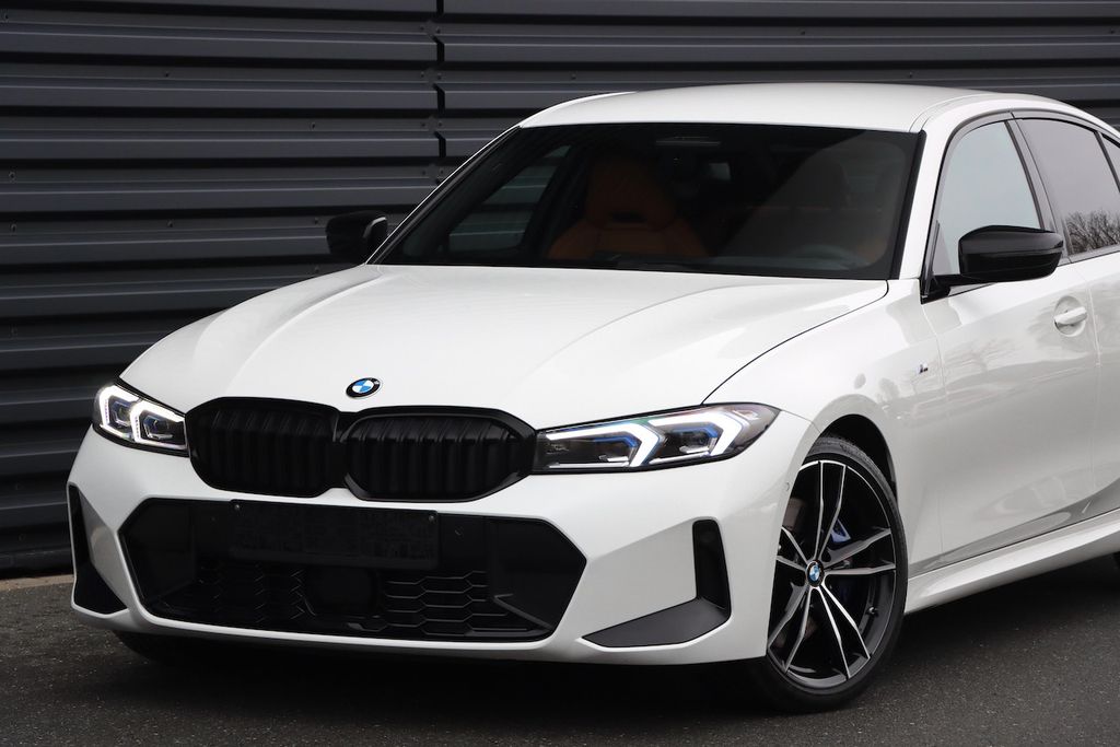 BMW 320 2024