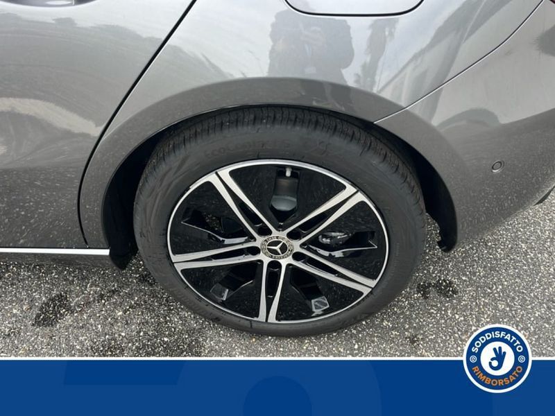 Mercedes-Benz A 180 2026