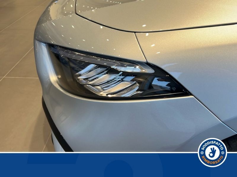 Mercedes-Benz A 180 2025