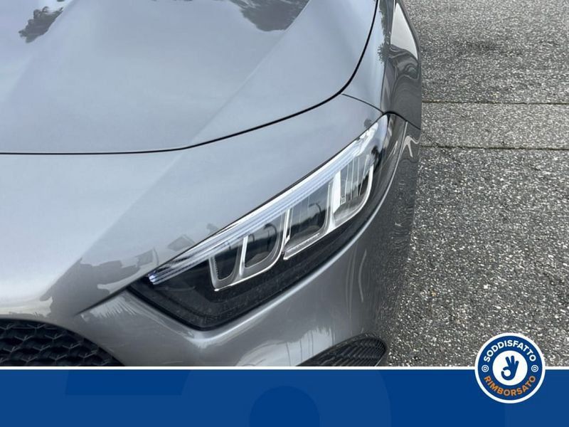 Mercedes-Benz A 180 2026