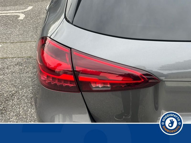 Mercedes-Benz A 180 2026