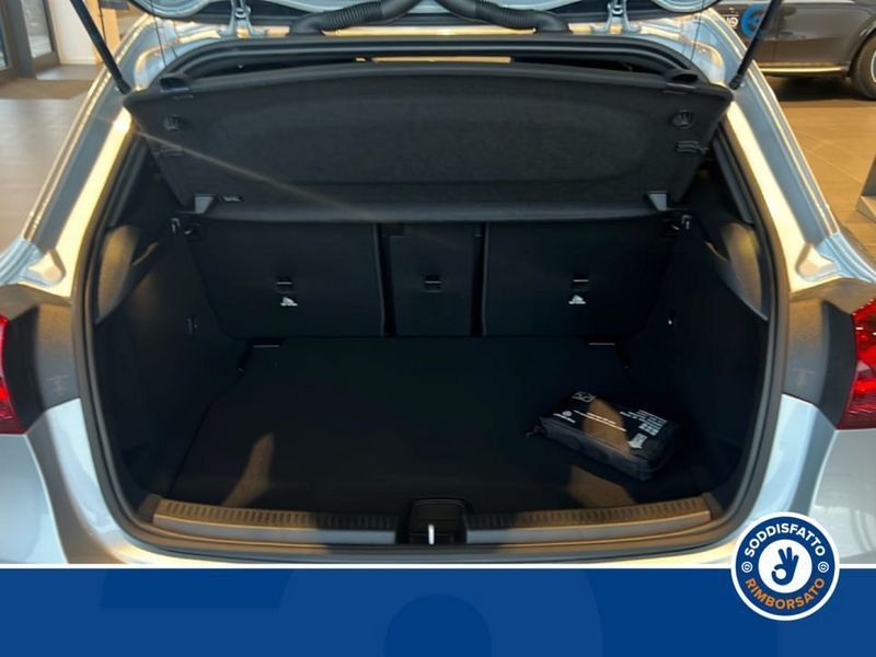 Mercedes-Benz A 180 2025