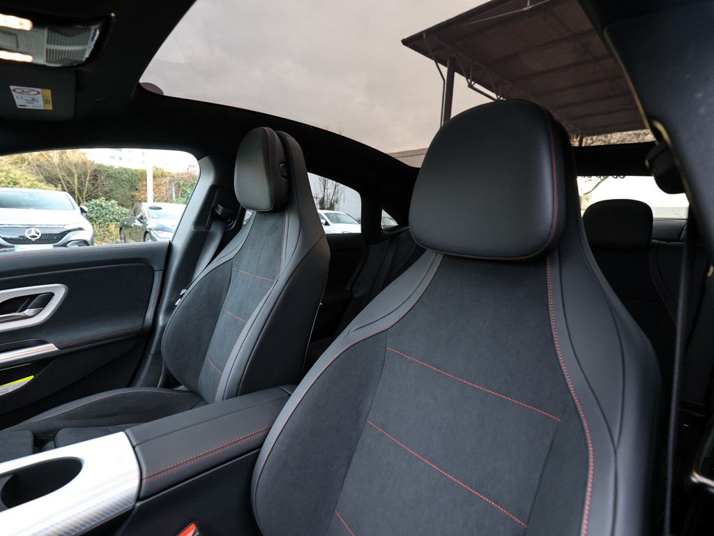 Mercedes-Benz CLA 350 2026