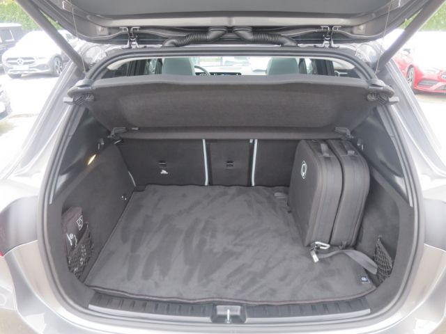 Mercedes-Benz EQA 2023