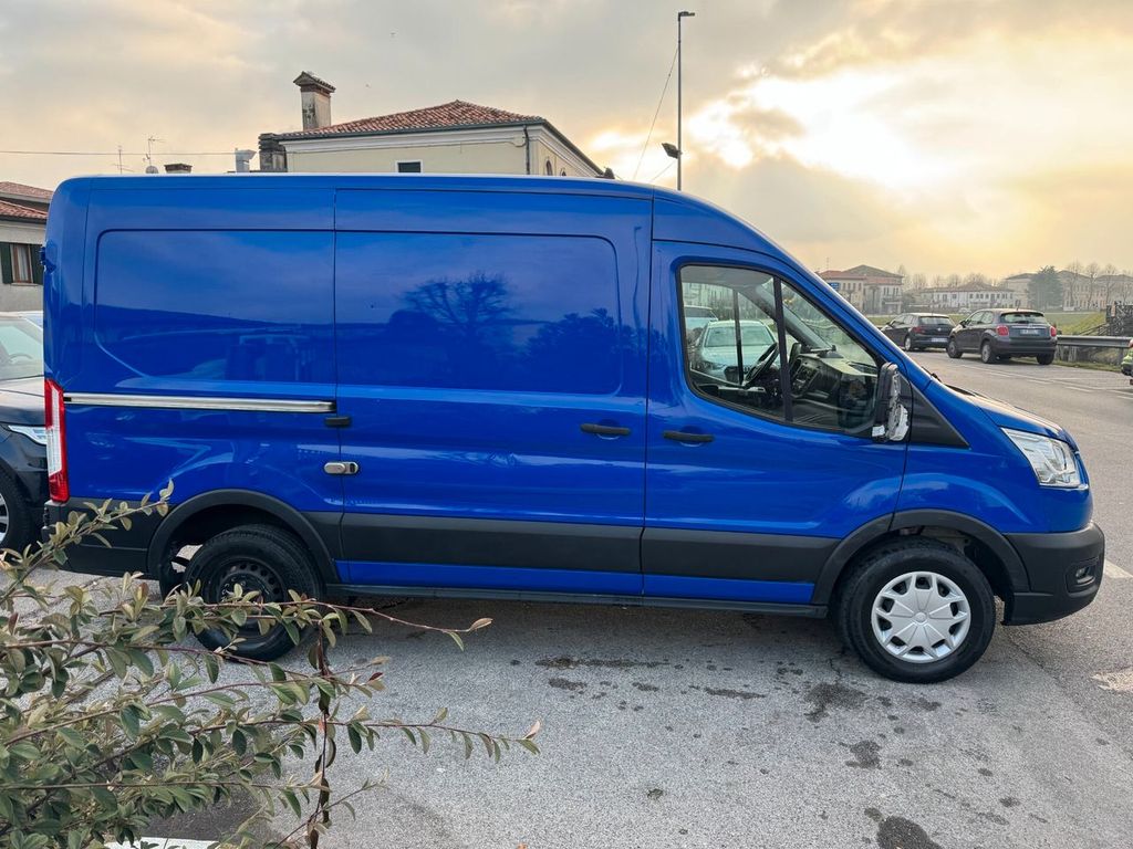 Ford Transit 2022