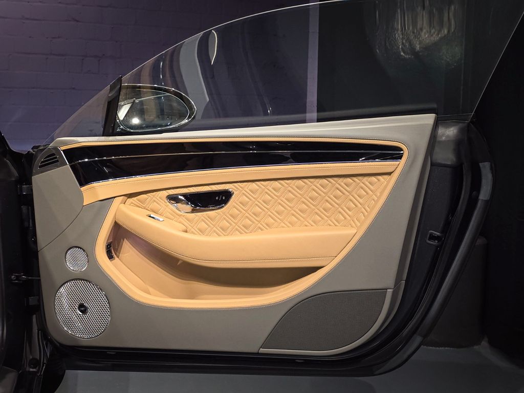 Bentley Continental GT 2023