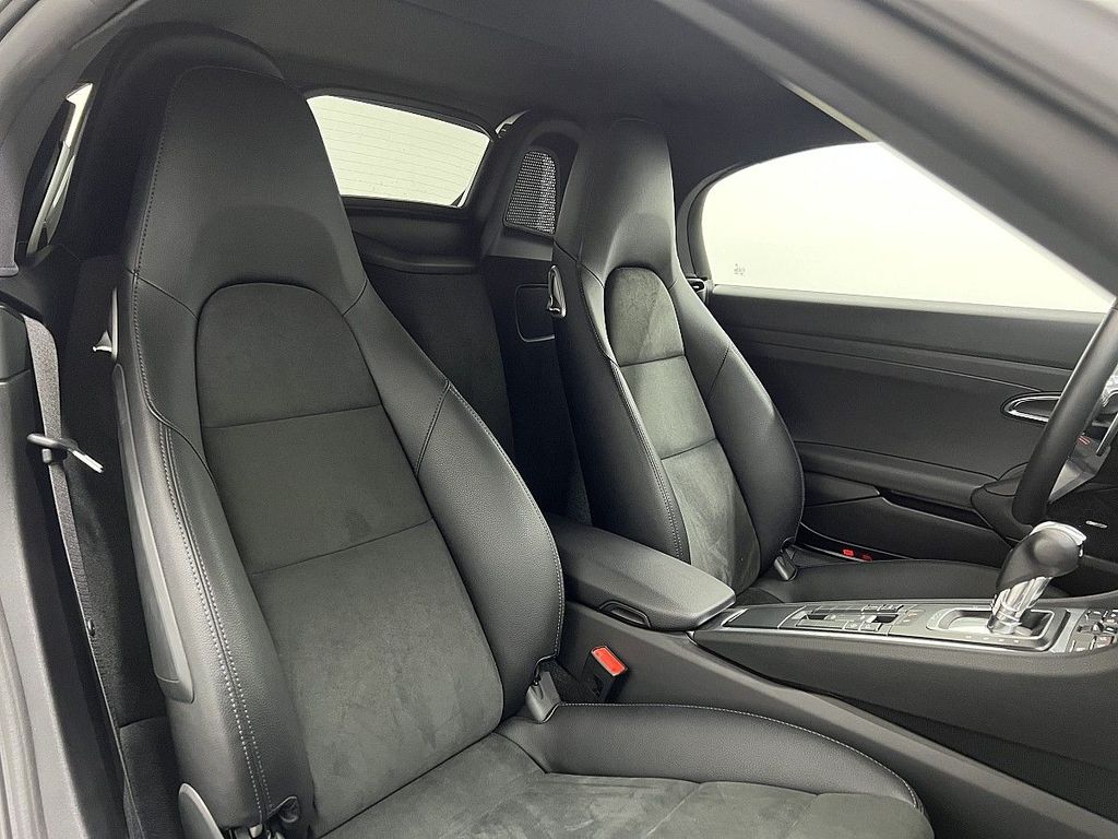 Porsche Boxster 2022