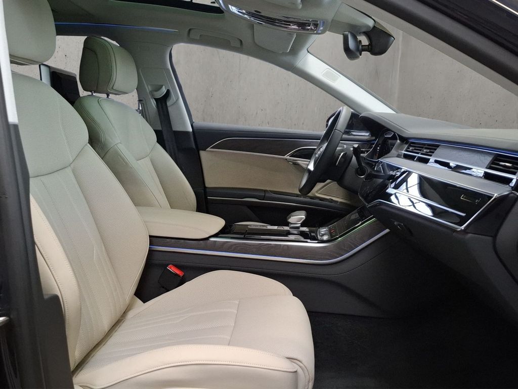 Audi A8 2025