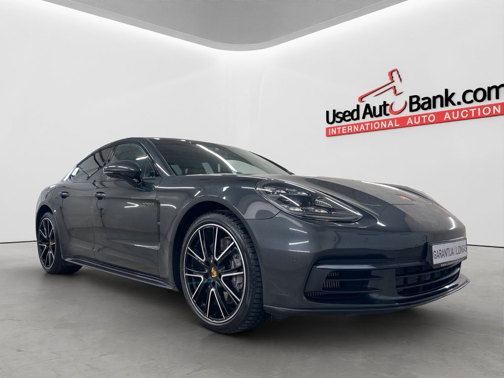 Porsche Panamera 2018